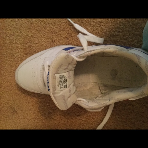 Reebok - Picture 3 of 3